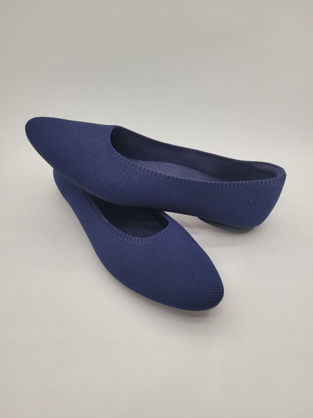 Vivaia Tamie Round Almond Toe Flats Navy Size 43 EU 11 US Round Toe Comfort